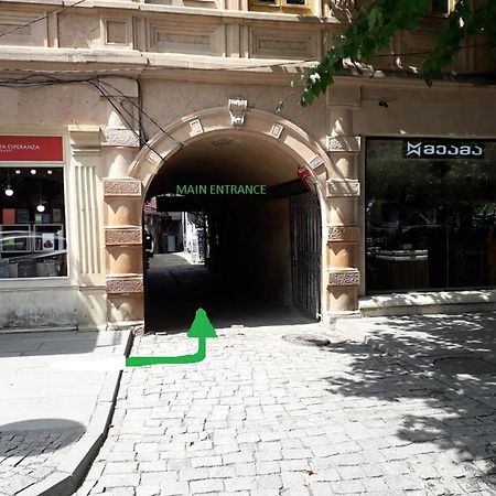 Hostel City Center Kutaisi Exterior photo