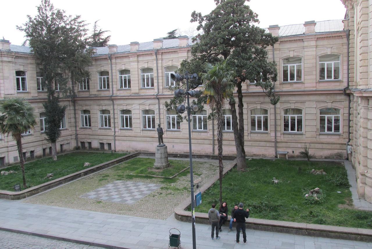 Hostel City Center Kutaisi Exterior photo